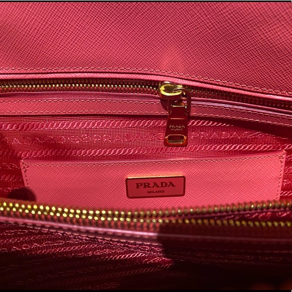 PRADA handbag - Picture 9 of 12
